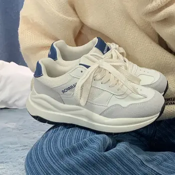 Обувки HOUZHOU Татко, бяла дамски обувки на равна платформа, на новост на пролетта 2022 година, корейски модни маратонки, вулканизированная парусиновая кошница за тенис
