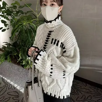Пролетно-есенен женски бял пуловер на свободна тел с високо воротом и дълъг ръкав, мода Япония